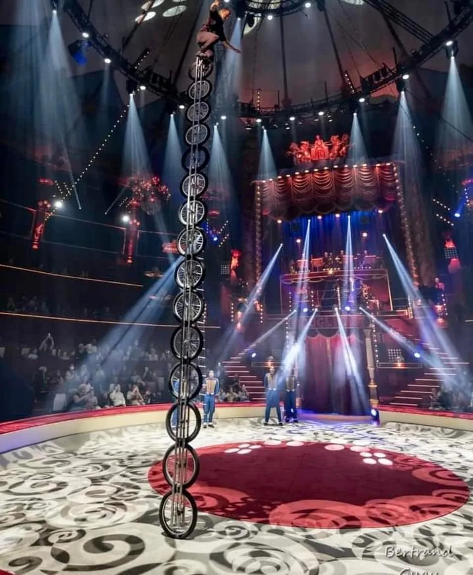 Global Circus Acts at La Gondola Rossa International Circus Show