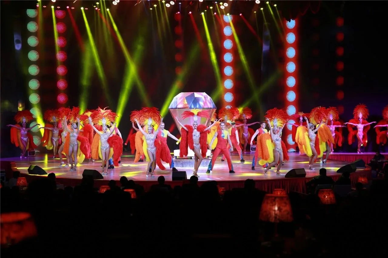 Show Design Overview by La Gondola Rossa - Global Entertainment