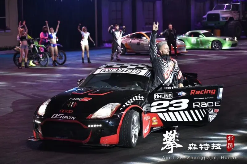Diverse Stunt Acts at La Gondola Rossa International Stunt Show